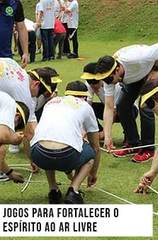 Exercícios-para-fortalecer-o-espírito-de-equipe-ao-ar-livre